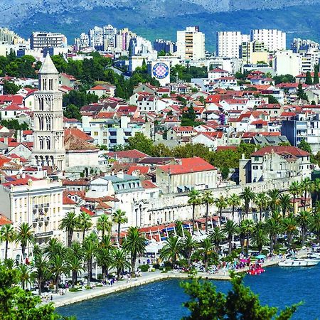 Cozy Apartment In Split With Kitchenette Екстер'єр фото